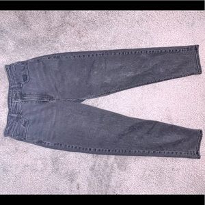 American Eagle high rise black mom jeans!